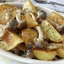 おつまみにも副菜にも♪ 新じゃがとしめじのポンマヨ炒め