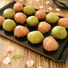 桜と抹茶の一口おはぎ