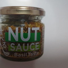 ナッツ好きはたまらない!「食べるナッツソース」が和にも洋にも合うお味