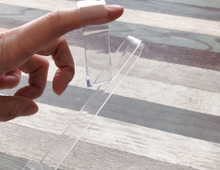 【ダイソー】角度が「おや?」な透明フック。便利すぎて拍手喝采モノでした!