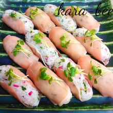 おうちでお花見気分♪ラディッシュ混ぜご飯で生ハムスティックおにぎり