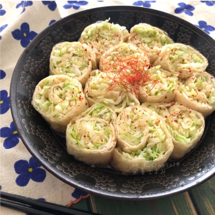 【食材2つで美肌効果】レンジdeお揚げ巻きキャベツ