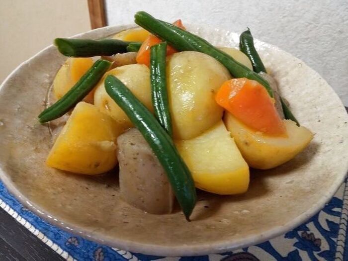 新じゃがの煮物