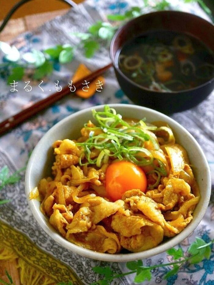 簡単!子供も大人も大好き♪カレー風味のやわらか豚丼