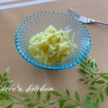 簡単!お手頃!レンチンでザワークラウト風キャベツの酢漬け