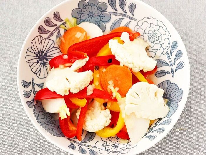 便利な野菜だし使用♪【洋風浅漬け】