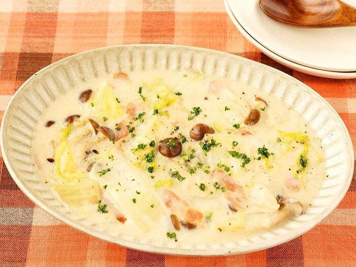 便利な野菜だし使用♪【白菜のクリーム煮】