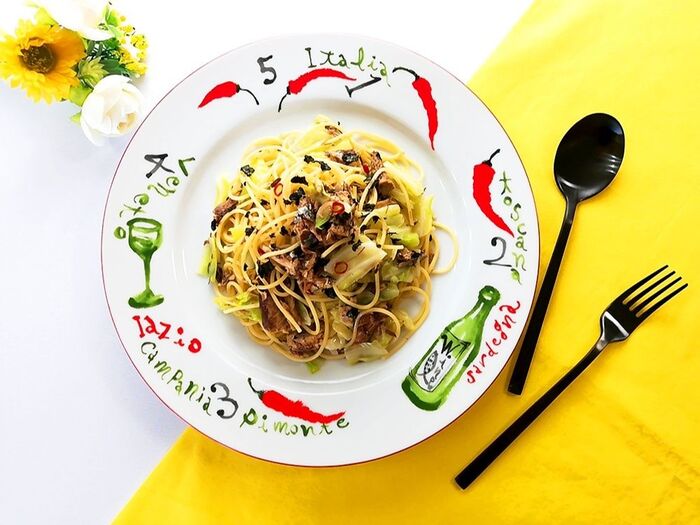 便利な野菜だし使用♪【春キャベツとサバ缶の和風スパゲッティ】