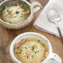 【余ったひき肉を活用】短時間でとろとろ♪新玉ねぎのスープ