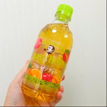 5種類の果実が入った新感覚フルーツティーが登場♪