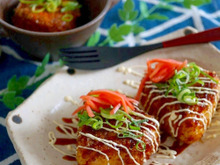 冷凍たこ焼きを使って居酒屋レシピ♪『お好み焼き風おにぎり』と『明石焼き風おにぎり』