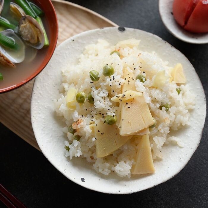 【旬ごはん】たけのことえんどう豆のうまつゆ胡椒めし
