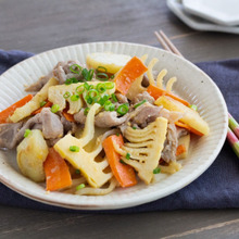 筍と豚とじゃがいもの味噌炒め