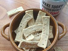 レンジで5分♪高野豆腐サクカリチップスおやつ、おつまみ(ダイエット)