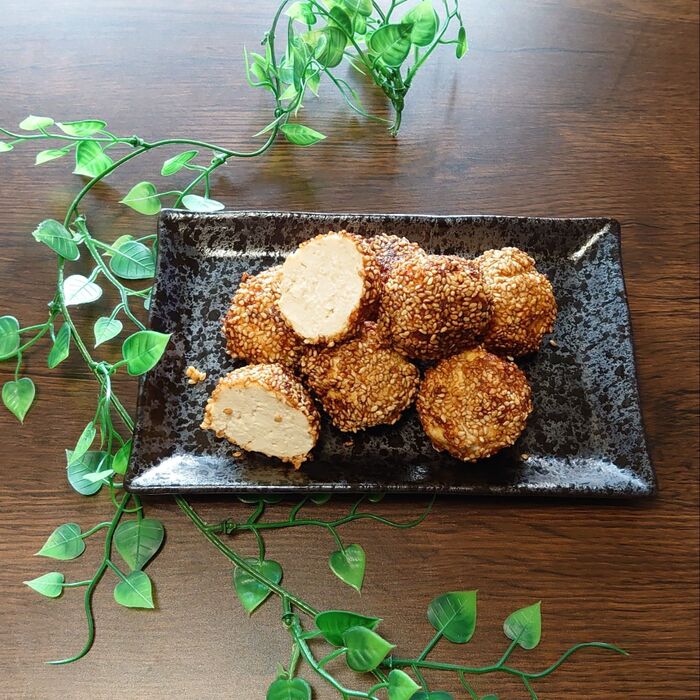 これがホントの【ごま豆腐】 味噌と胡麻の香りで❢