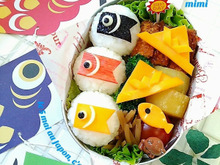 Instagram保存数250超え!乗っけるだけ!簡単鯉のぼり弁当