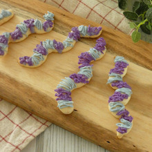 アーヤと魔女の「ぐねぐねミミズのプレッツェル」を作りました♪