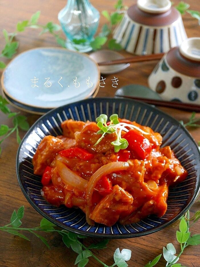 ご飯がもりもり進む♪厚揚げのエビチリ風の炒め物