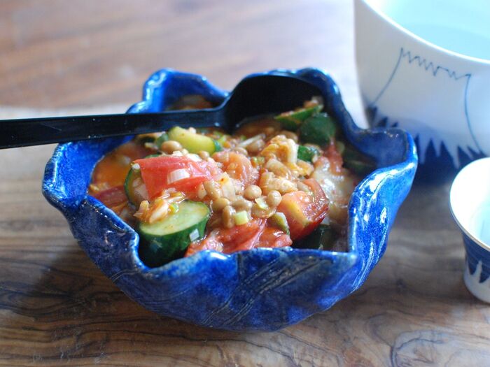 ごま油香る☆トマト•きゅうり•キムチ•納豆炒め☆