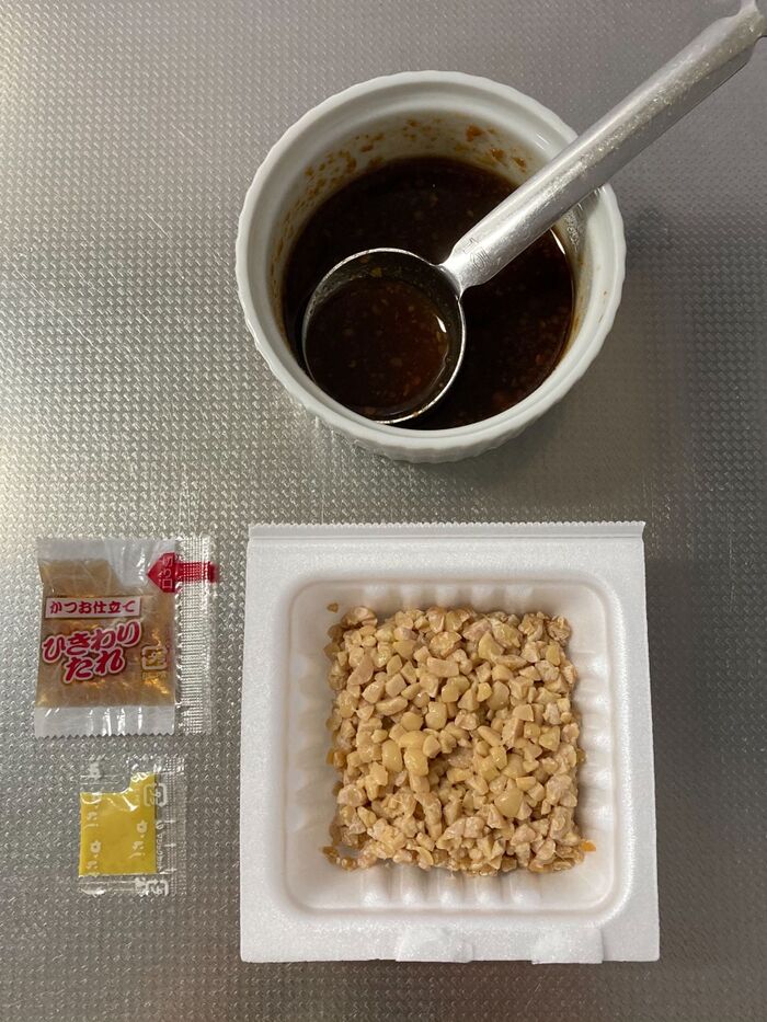 ①ひきわり納豆みたらしあんを作る