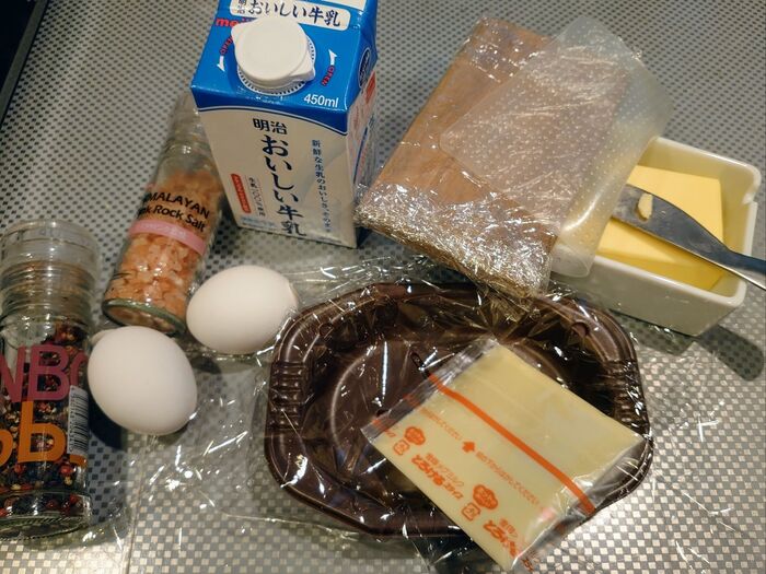 材料 ピザチーズでも、勿論OK