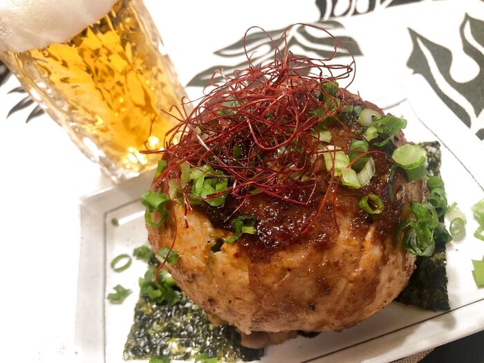 デカっ!直径12cm「ぴーきむちぃ〜肉巻飯」