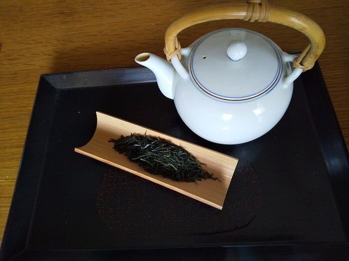 新茶を飲んだら、その茶葉を食べましょう!茶葉の【かき揚げ】