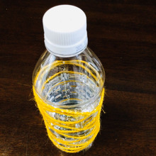 ペットボトルの蓋に穴を開けるだけのジョウロ