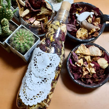 炭酸飲料のペットボトルの活用法!レースペーパーの隙間から薔薇の香り!天然芳香!