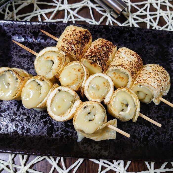 味の決めては【海苔】仕上げは‥‥バーナーで❕