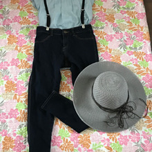 サスペンダーで可愛いオシャレが楽しめますよ(^O^)