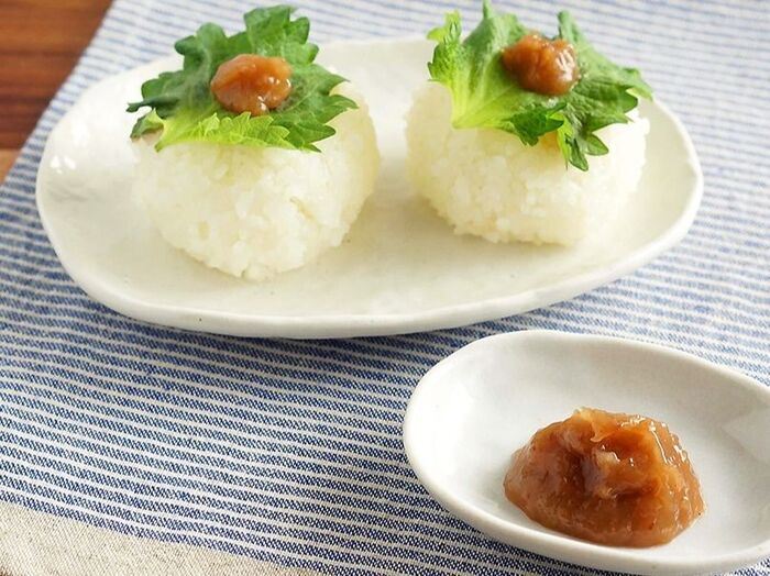 便利な野菜だし使用♪【ねり梅】