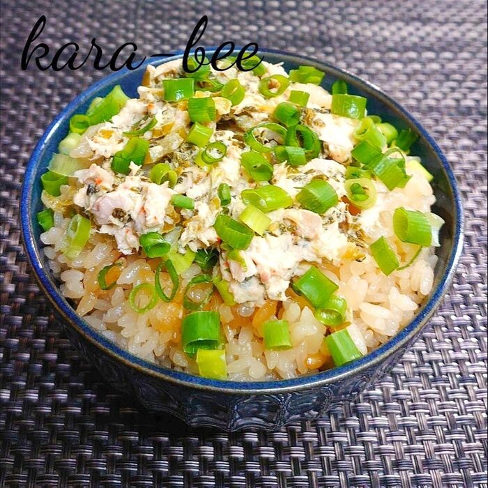 簡単これうま!ピリ辛高菜ツナマヨ乗っけさくらごはん