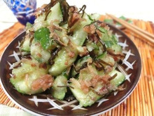 和えるだけ☆ たたききゅうりの梅おかか塩昆布和え