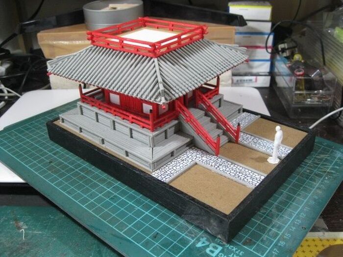 100均材料で五重塔模型を作るー5(初層部屋根製作)