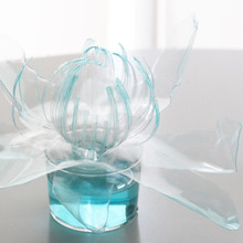 まるでガラス細工!ペットボトルの大きな花オブジェ【簡単工作】