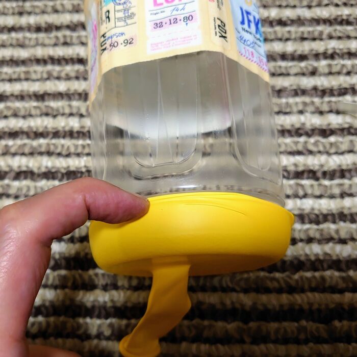 くぼみの位置まで風船を下げて