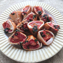 トマトの肉巻きに梅しそポン酢がけ