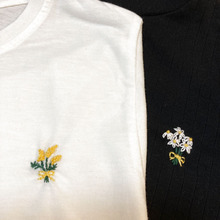 ワンポイント刺繍で素敵にリメイク☆