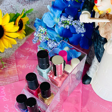 まさに場所を取らないネイルケース(^O^☆♪