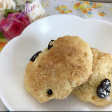 発酵いらず材料3つでレーズンパン⭐︎