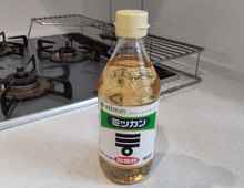 掃除しづらい場所の臭いも汚れもスッキリ!お酢でお掃除☆3連発