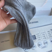 表のままでは臭くなる! 靴下の洗い方NG行動