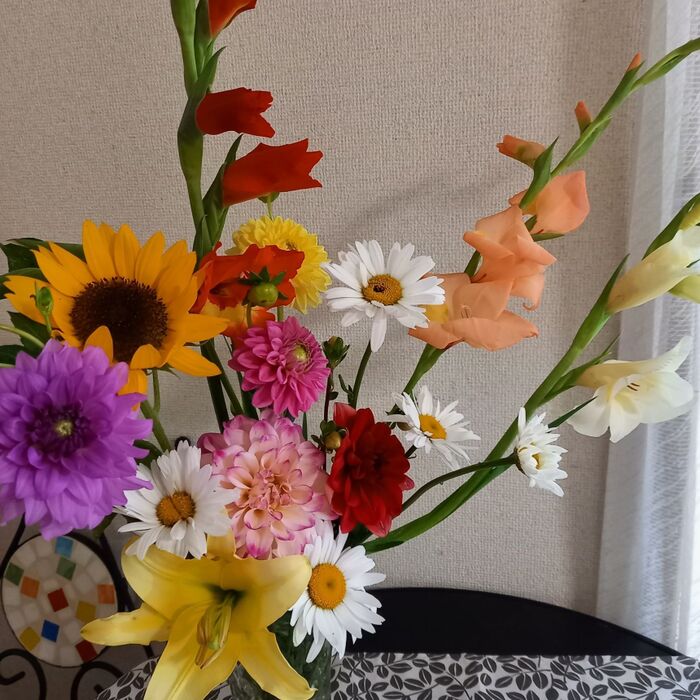 花の位置が簡単に変えられる