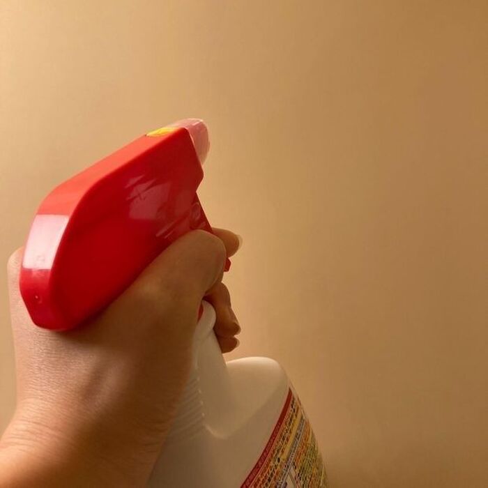 ①塩素系との併用はNG!