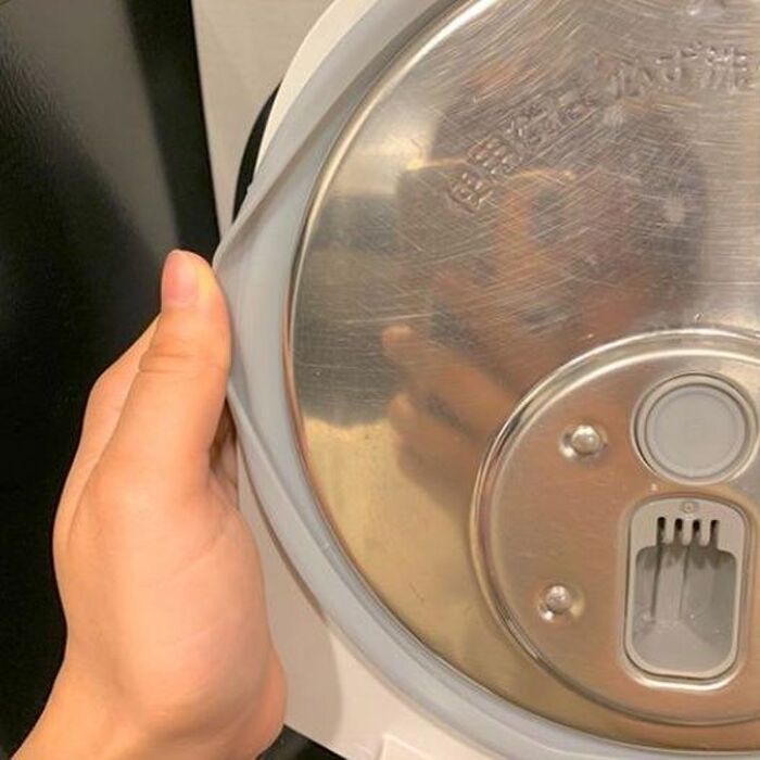 ココが汚いとカビまみれ!? 炊飯器を掃除するタイミング