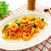 便利な野菜だし使用♪【ピリ辛えび焼きそば】