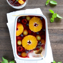 子どもも一緒に食べられる!サングリアゼリー