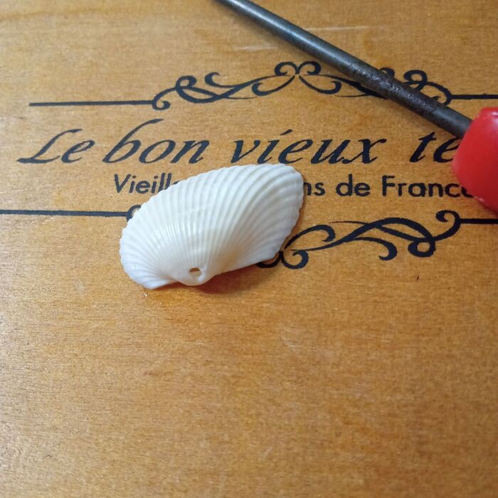 穴が空きました