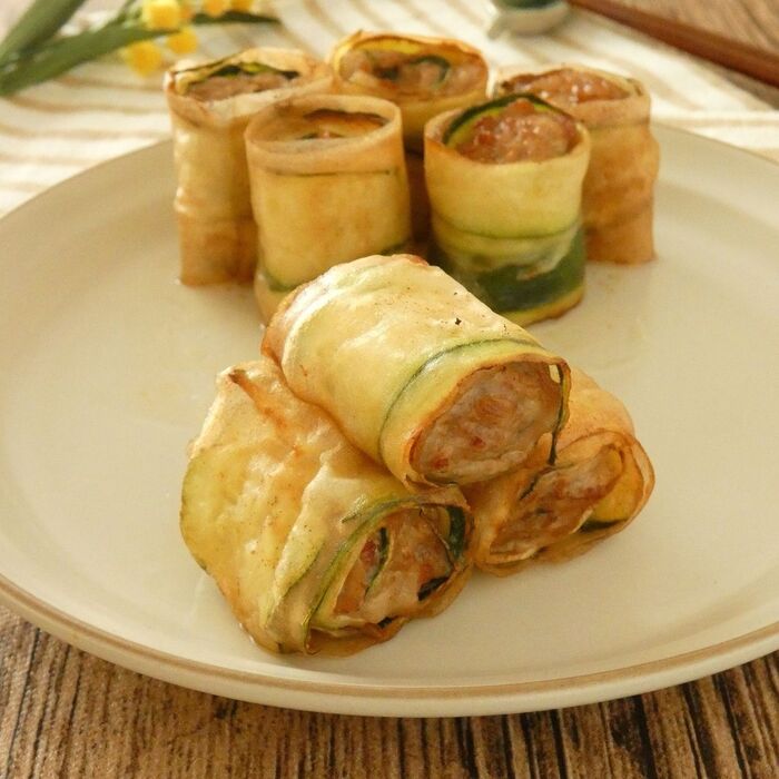 豚肉とズッキーニのくるくる春巻き